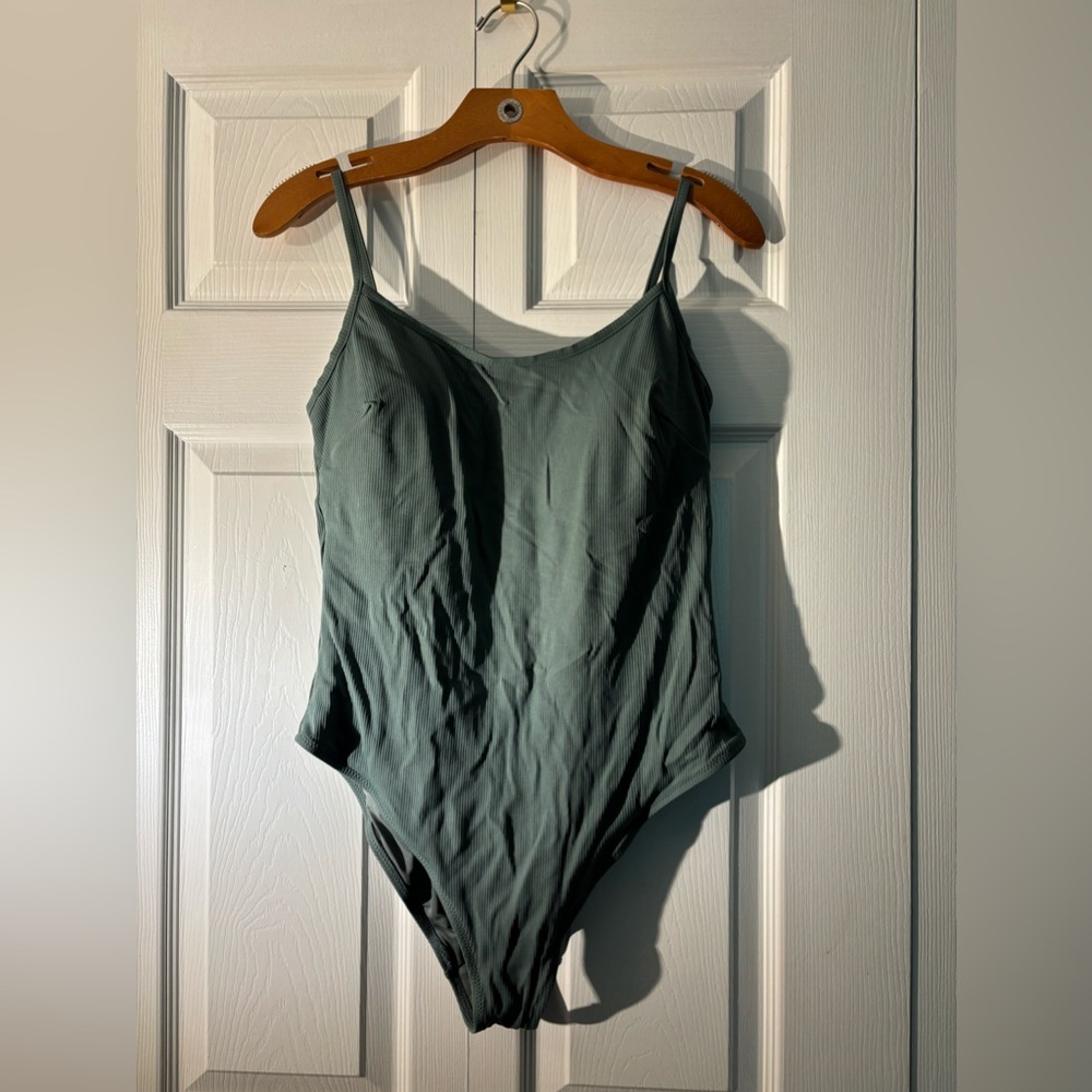 H&M One Piece Swimsuit